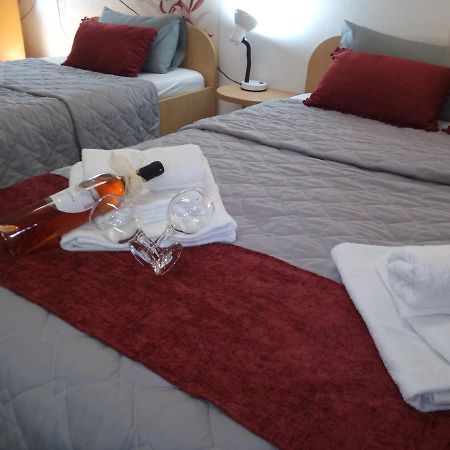 The Most Central Skopje Apartment Екстериор снимка