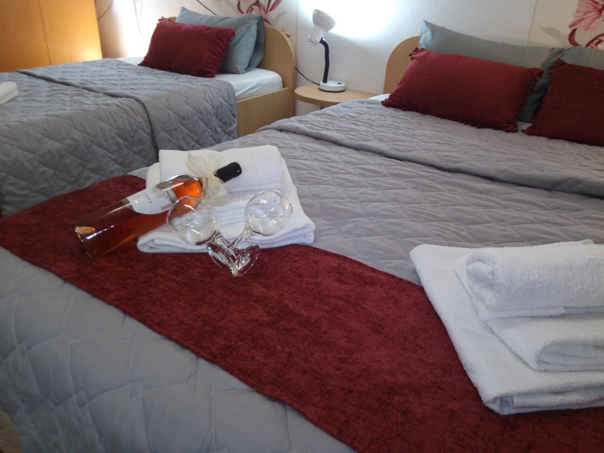 The Most Central Skopje Apartment Екстериор снимка