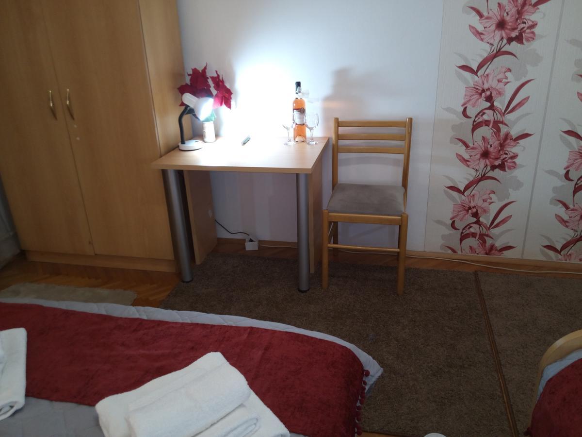 The Most Central Skopje Apartment Екстериор снимка