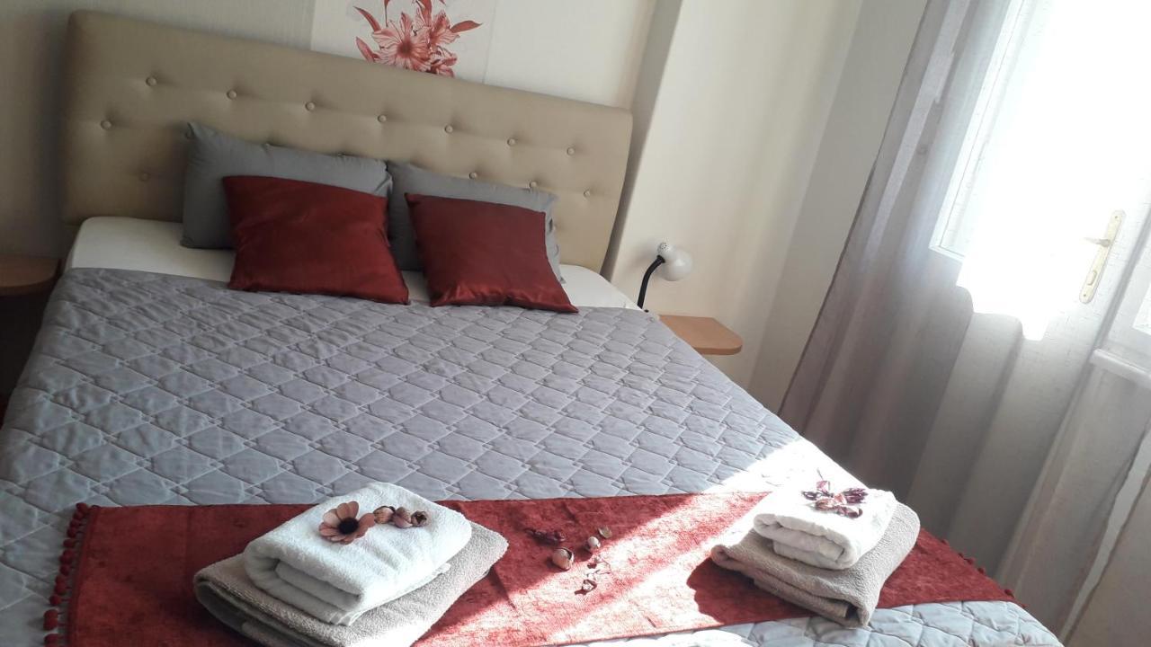 The Most Central Skopje Apartment Екстериор снимка